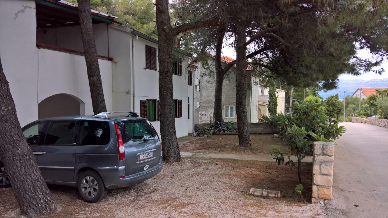 Apartments Vera - Mirca Mirca  Екстер'єр фото