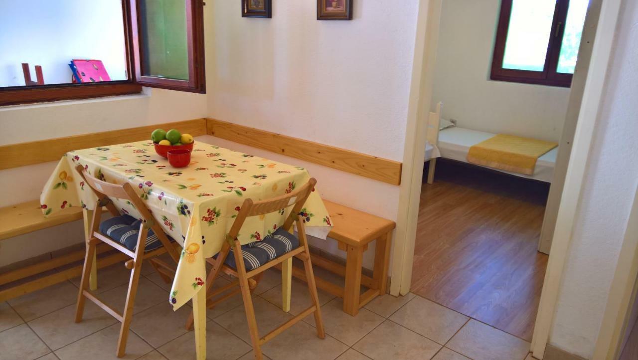 Apartments Vera - Mirca Mirca  Екстер'єр фото