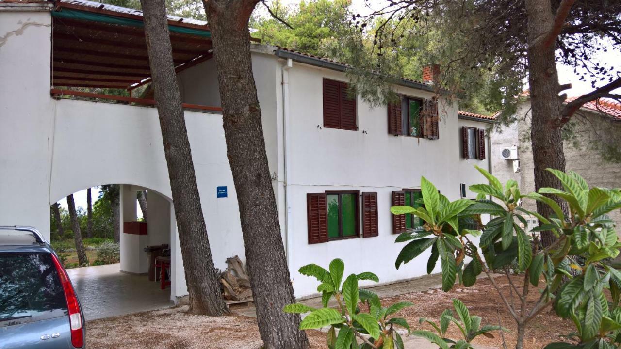Apartments Vera - Mirca Mirca  Екстер'єр фото